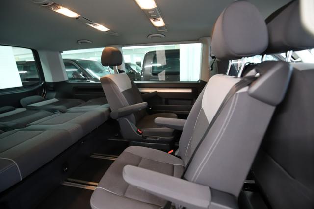 VOLKSWAGEN Multivan usata, con Airbag