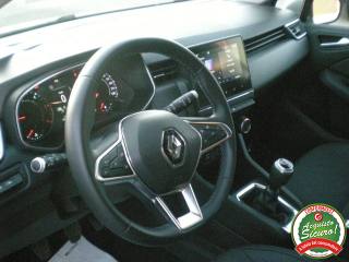 RENAULT Clio usata, con Fari LED