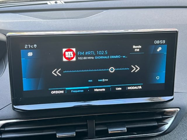 PEUGEOT 5008 usata, con USB