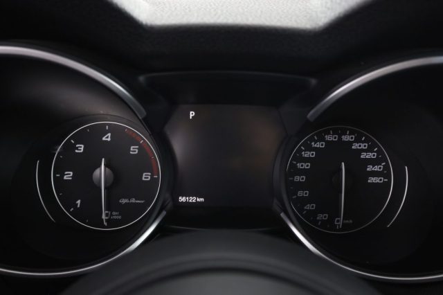 ALFA ROMEO Stelvio usata 6