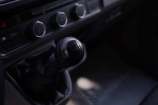 VOLKSWAGEN Crafter usata, con Touch screen