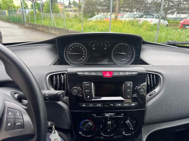 LANCIA Ypsilon usata, con Servosterzo
