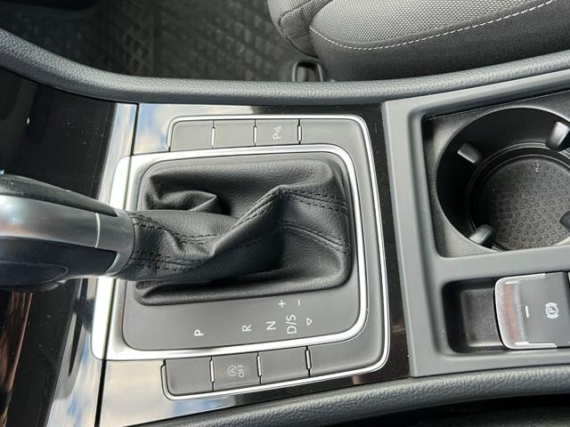 VOLKSWAGEN Golf usata, con Interni in pelle
