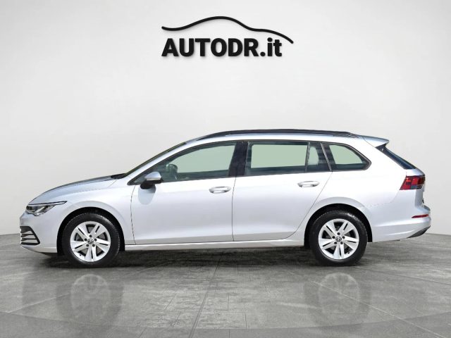 VOLKSWAGEN Golf Variant usata, con Fari LED