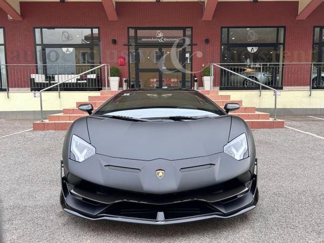 LAMBORGHINI Aventador usata, con Cerchi in lega