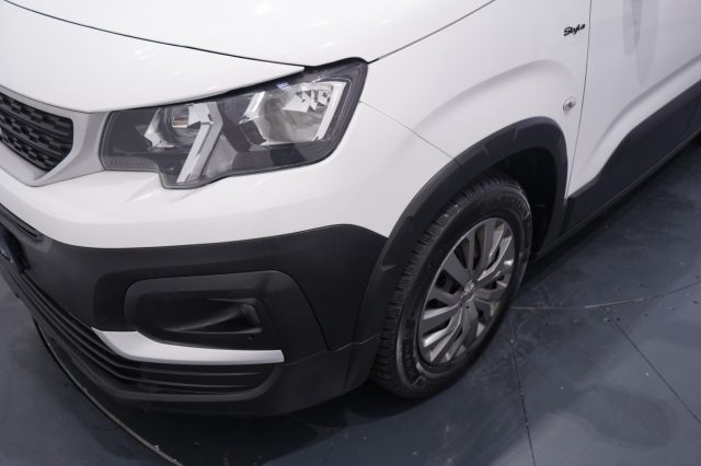 PEUGEOT Rifter usata, con Frenata d