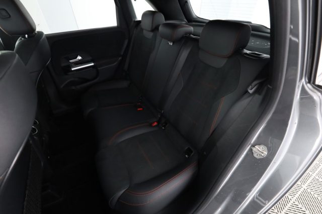 MERCEDES-BENZ CLA usata 3