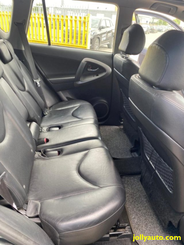 TOYOTA RAV 4 usata, con Controllo trazione