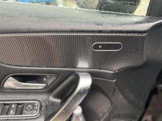 MERCEDES-BENZ A 180 usata 29