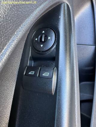 FORD Transit Connect usata, con Sensori di parcheggio posteriori