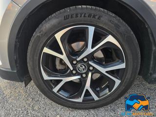 TOYOTA C-HR usata 25