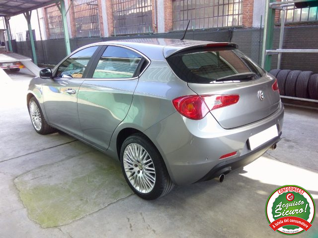ALFA ROMEO Giulietta usata, con Airbag laterali