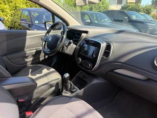 RENAULT Captur usata, con Autoradio