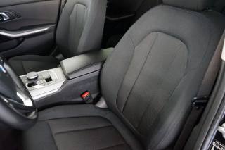 BMW 318 usata, con Sensori di parcheggio posteriori