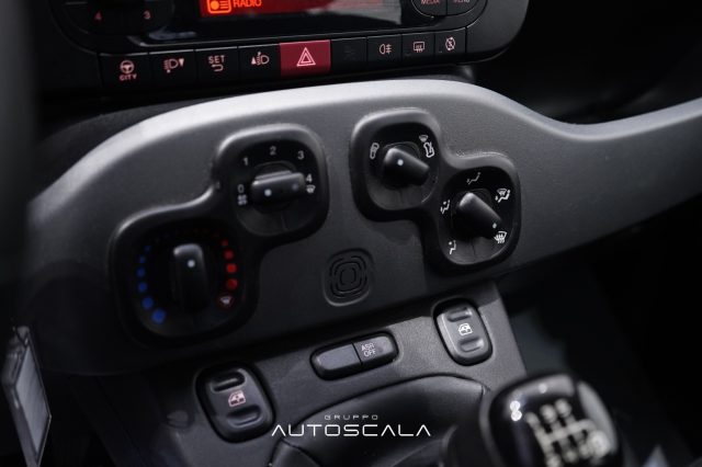 FIAT New Panda usata, con USB