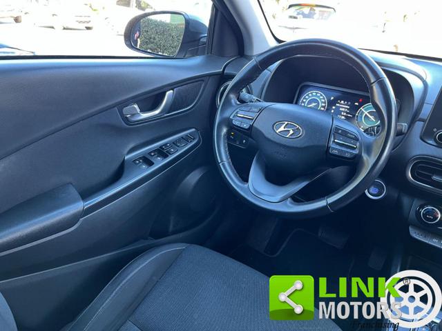 HYUNDAI Kona usata, con USB