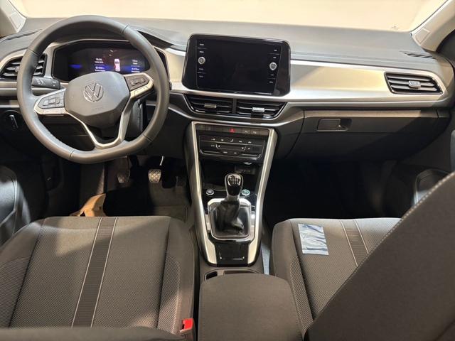 VOLKSWAGEN T-Roc usata, con Autoradio