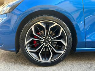 FORD Focus usata, con Bluetooth