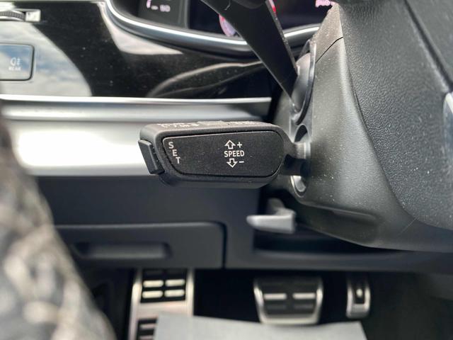 AUDI Q8 usata, con Sedile posteriore sdoppiato