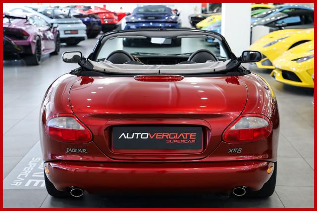 JAGUAR XK8 usata, con Autoradio