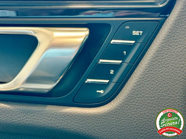 PORSCHE Macan usata, con Controllo trazione