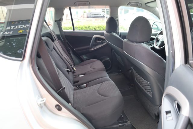 TOYOTA RAV 4 usata 69