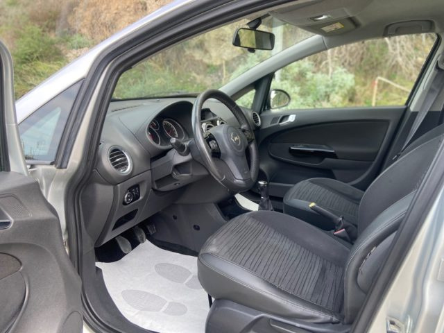 OPEL Corsa usata, con ESP
