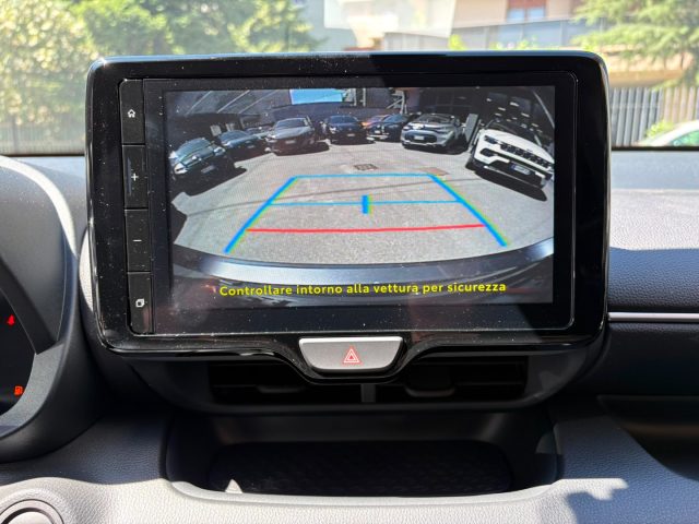 TOYOTA Yaris usata, con Cruise Control