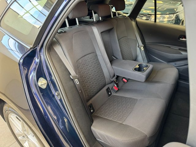 TOYOTA Corolla usata, con Fendinebbia