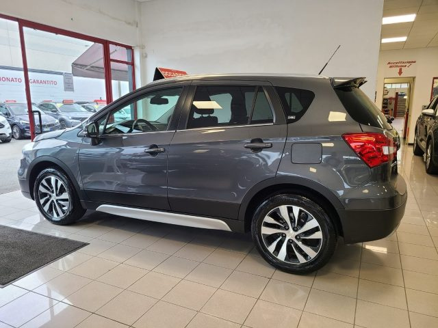 SUZUKI S-Cross usata, con Specchietti laterali elettrici