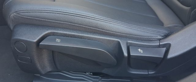 BMW 320 usata, con Luci diurne LED