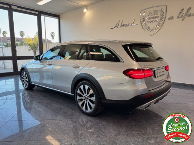 MERCEDES-BENZ E 220 usata, con Antifurto