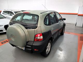 RENAULT Megane usata, con Alzacristalli elettrici