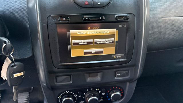 DACIA Duster usata 11