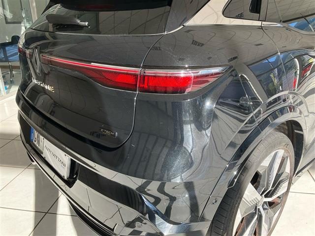 RENAULT Megane usata, con Climatizzatore