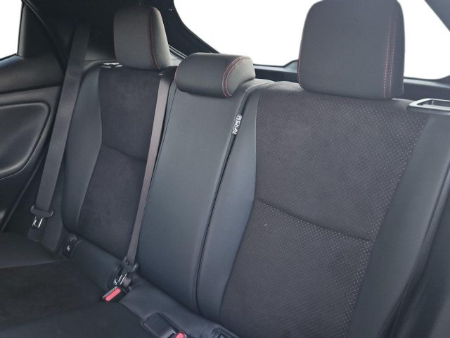 TOYOTA Yaris usata, con Interni in pelle