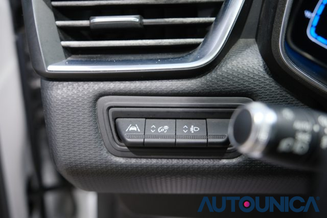 RENAULT Clio usata, con Volante multifunzione