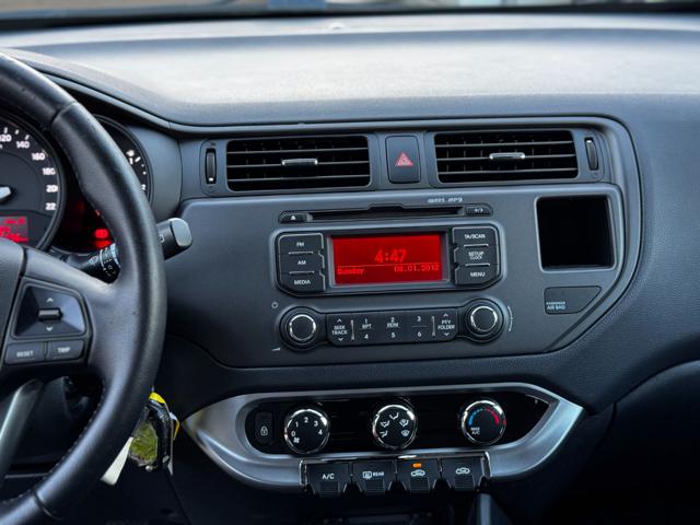KIA Rio usata, con Airbag testa