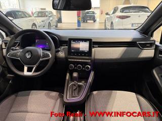 RENAULT Clio usata, con Controllo automatico clima