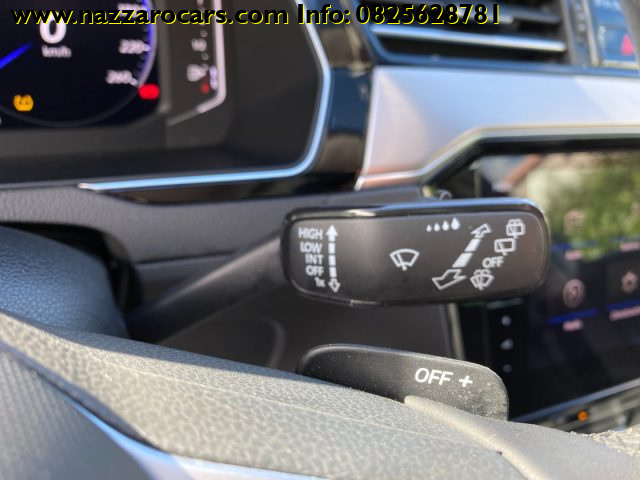 VOLKSWAGEN Passat Variant usata, con Controllo elettronico della corsia