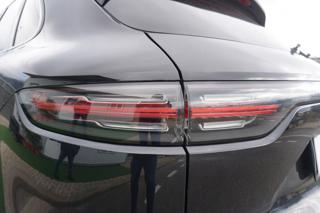 PORSCHE Cayenne usata, con Sedile posteriore sdoppiato