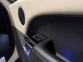 LAND ROVER Range Rover Sport usata, con Touch screen
