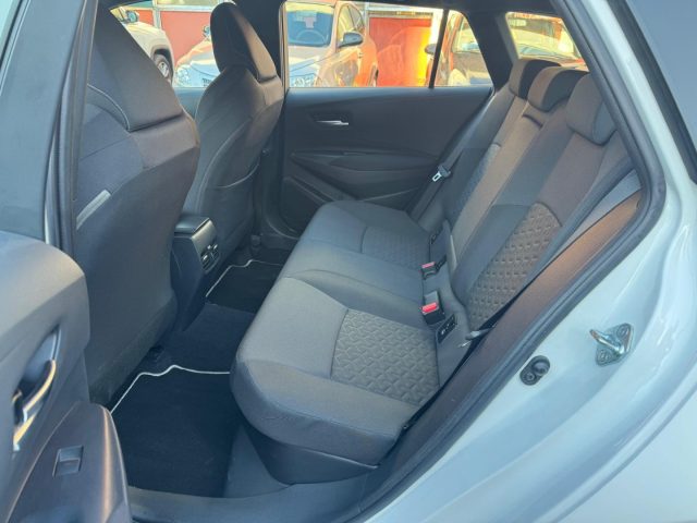 TOYOTA Corolla usata, con Sistema di navigazione