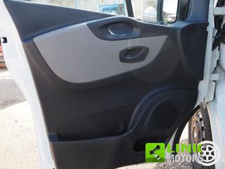 RENAULT Trafic usata 27