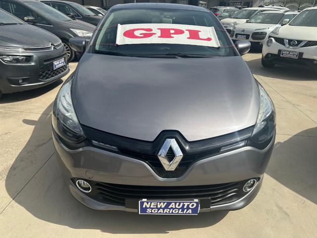 RENAULT Clio usata, con Airbag