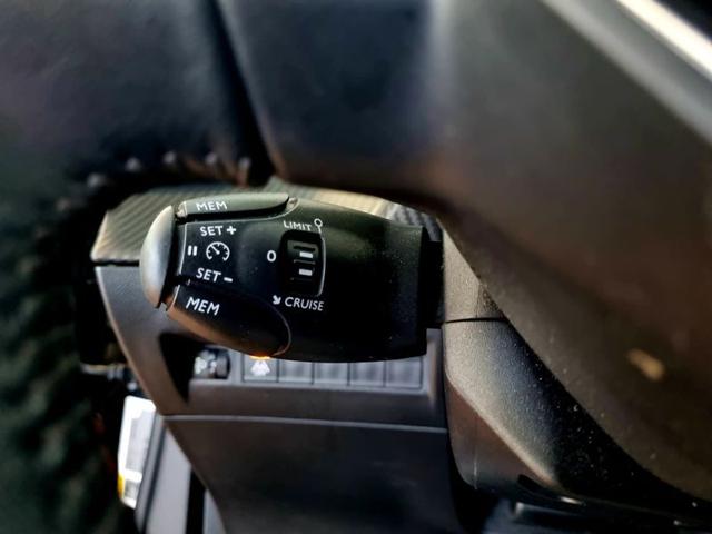 PEUGEOT 2008 usata, con Controllo vocale