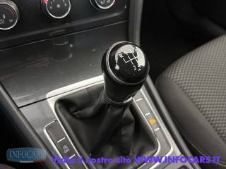 VOLKSWAGEN Golf usata, con Touch screen