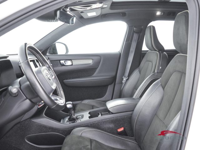 VOLVO XC40 usata 8