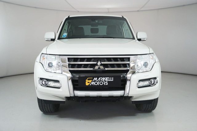 MITSUBISHI Pajero usata, con Airbag laterali