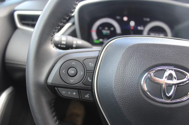 TOYOTA Corolla Cross usata, con Tetto panorama